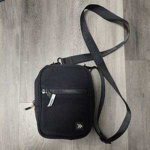 THREAD Black Crossbody Bag